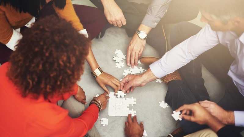 How to Face That “Expat Identity” Conversation