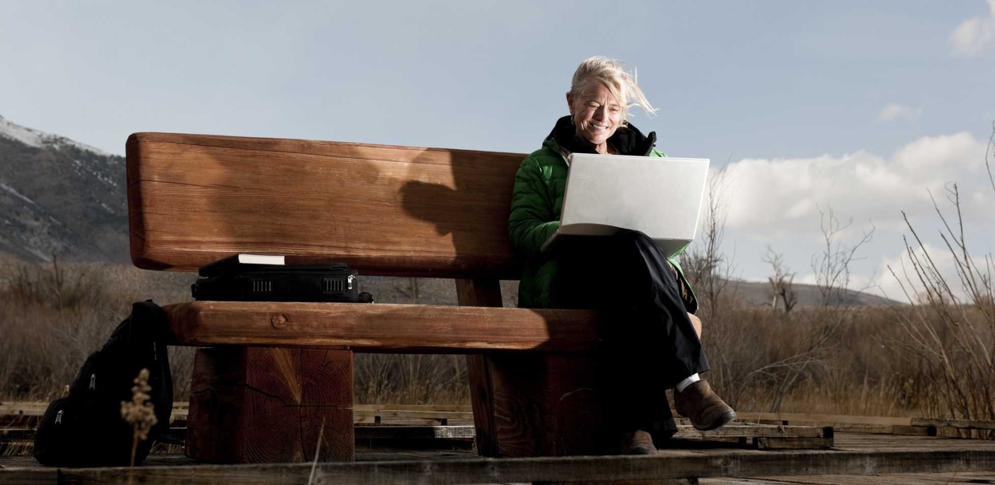 Internet versus Integration