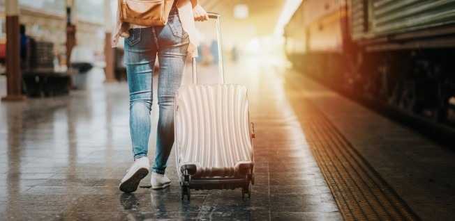 From Adventure Seeker to True Romantic: What Kind of Expat Woman Are You?